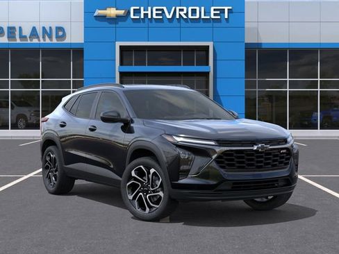 New 2026 Chevrolet Trax RS FWD image 7