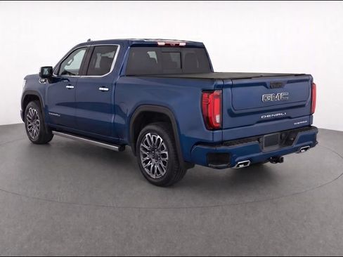 Used 2025 GMC Sierra 1500 Denali Ultimate AWD/4WD image 5