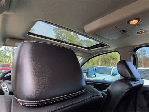 Used 2015 Nissan Titan PRO-4X w/ Pro-4x Luxury Package image 23