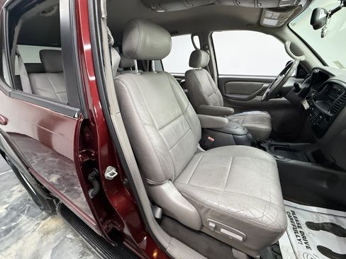 Used 2003 Toyota Sequoia SR5 image 13