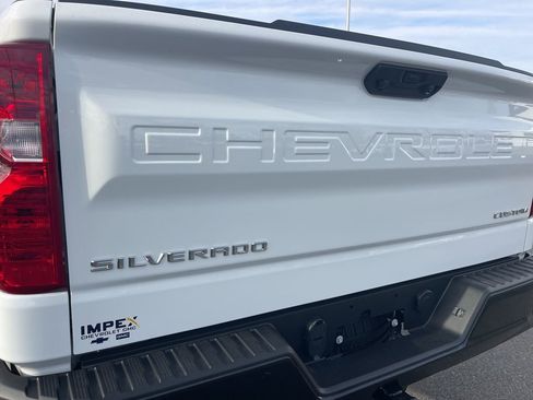 Used 2025 Chevrolet Silverado 1500 Custom Trail Boss image 27