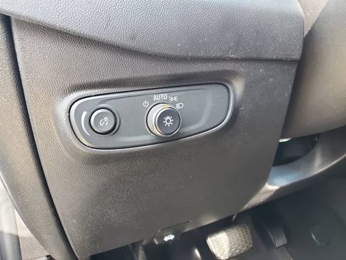 Certified 2024 Chevrolet Equinox LT w/ LPO, Floor Liner Package AWD/4WD image 25