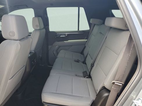 Used 2026 Chevrolet Tahoe LS RWD image 13