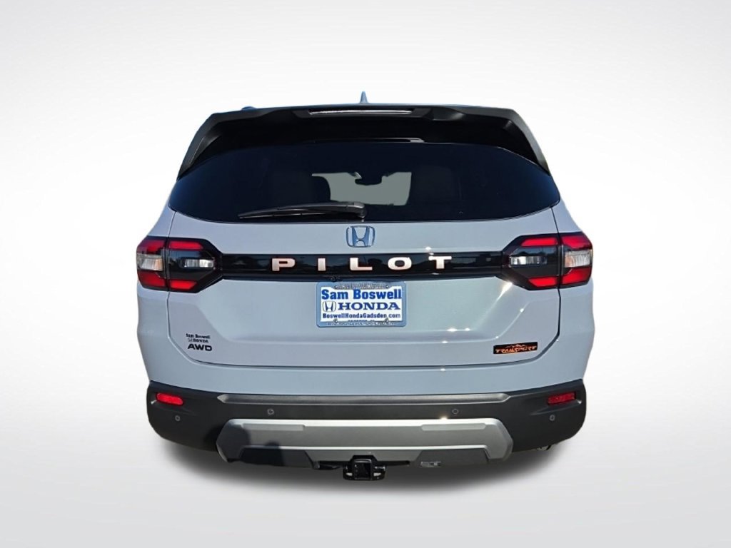 New 2026 Honda Pilot TrailSport image 5