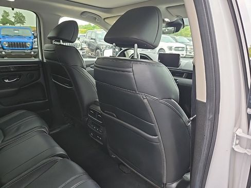 Used 2023 Honda Pilot Elite image 84