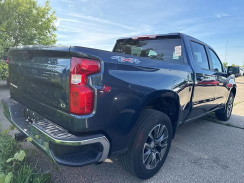 Used 2023 Chevrolet Silverado 1500 LT AWD/4WD image 4