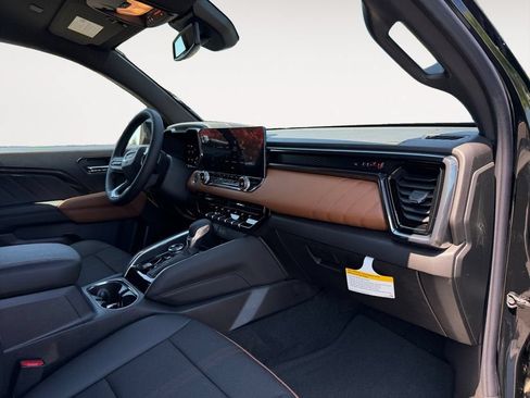 New 2026 GMC Canyon AT4 AWD/4WD image 26
