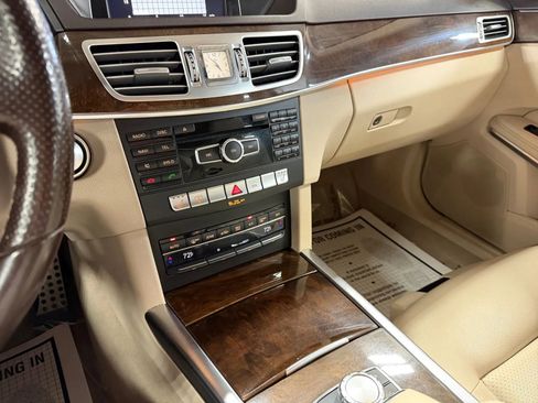 Used 2015 Mercedes-Benz E 350 4MATIC Sedan w/ Premium 1 Package image 21