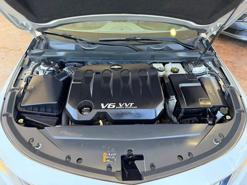 Used 2014 Chevrolet Impala LT w/ Convenience Package image 27