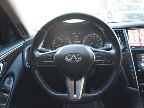 Used 2018 INFINITI Q50 Luxe w/ Essential Package (3.0T Luxe) image 14