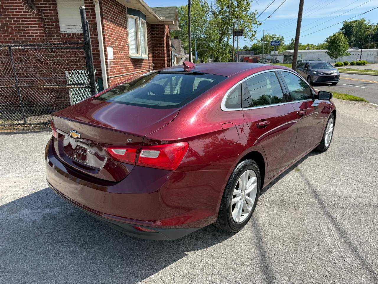 Used 2016 Chevrolet Malibu LT FWD image 42