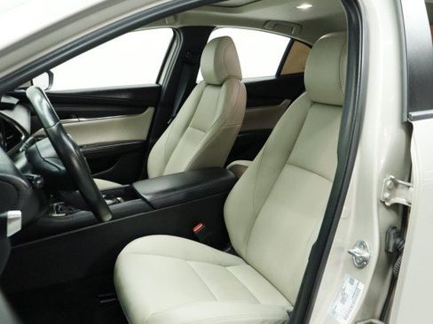 Used 2024 MAZDA MAZDA3 s FWD image 8