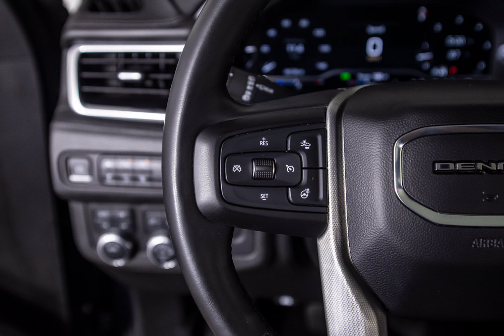 Used 2023 GMC Yukon Denali AWD/4WD image 34