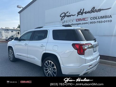 Used 2023 GMC Acadia Denali w/ Denali Ultimate Package AWD/4WD image 4