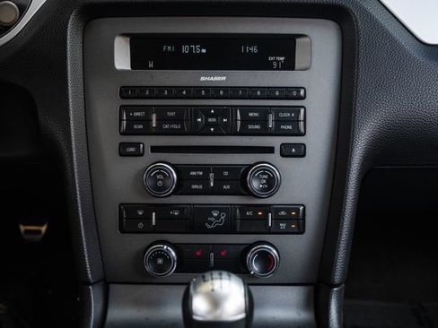 Used 2011 Ford Mustang GT Premium w/ Comfort Pkg RWD image 16