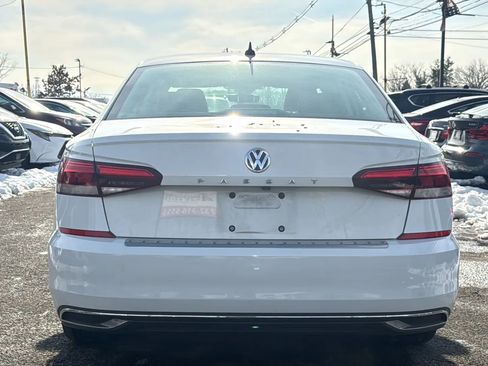 Used 2021 Volkswagen Passat 2.0T SE image 6
