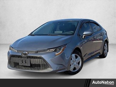 Used 2022 Toyota Corolla LE image 1