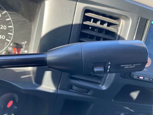 Used 2021 Nissan NV 2500 SV image 26