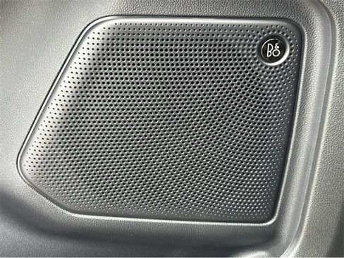 New 2025 Ford Escape SE w/ PHEV Premium Package image 37