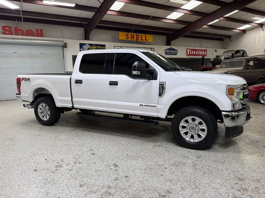 Used 2021 Ford F250 XLT w/ FX4 Off-Road Package AWD/4WD image 10