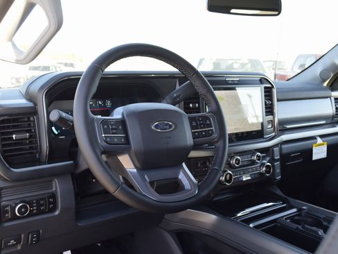 New 2026 Ford F250 Lariat w/ Chrome Package image 17