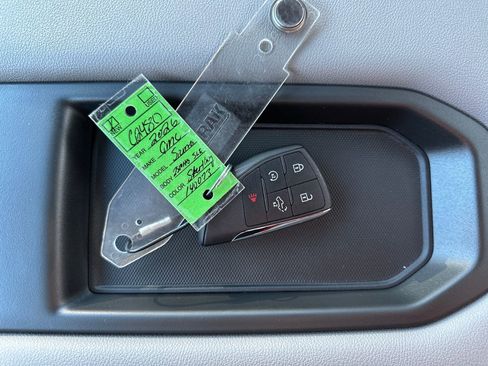 New 2026 GMC Sierra 2500 SLE w/ SLE Convenience Package image 24