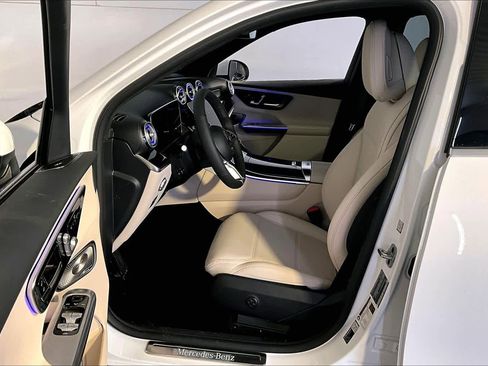 New 2026 Mercedes-Benz GLC 300 4MATIC image 13
