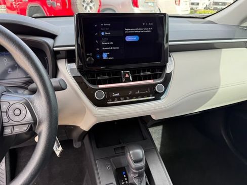 Used 2026 Toyota Corolla Cross L FWD image 17