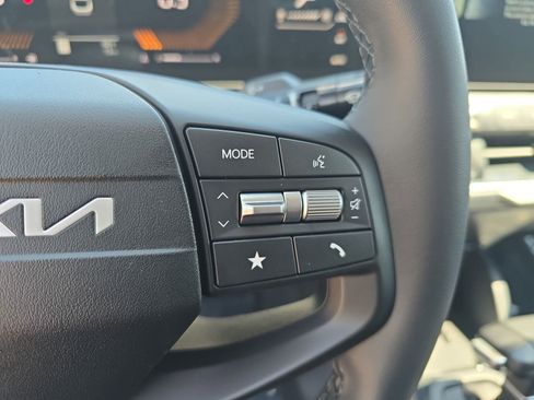 New 2026 Kia K4 EX image 19