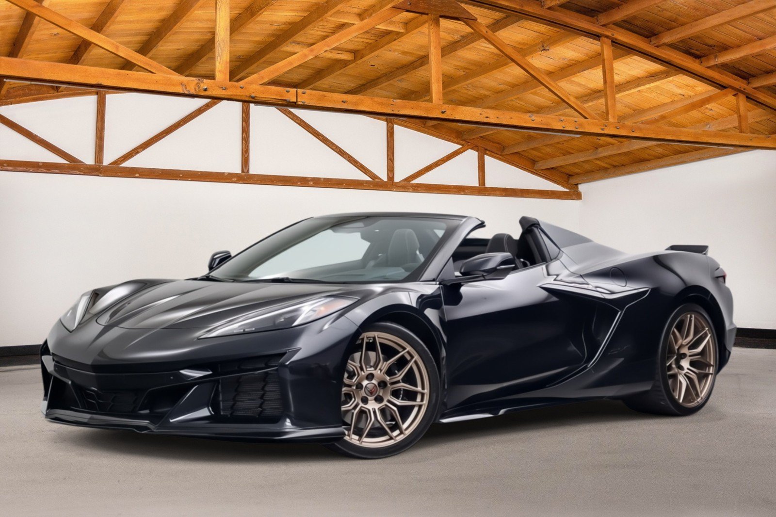 Used 2024 Chevrolet Corvette Z06 RWD image 1