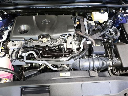 Used 2021 Toyota Avalon Limited FWD image 29