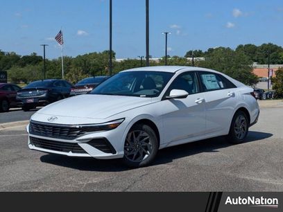 Used 2024 Hyundai Elantra SEL