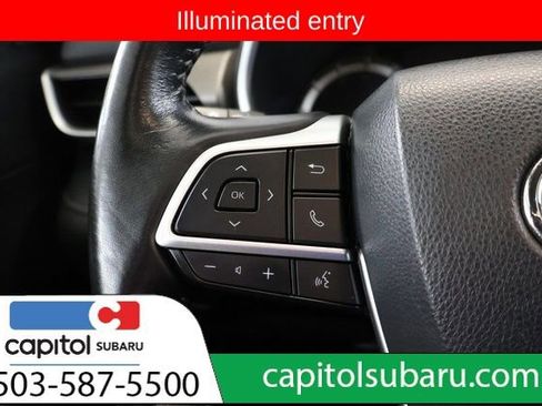 Used 2023 Toyota Highlander XLE image 20