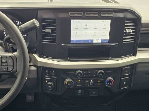 Used 2024 Ford F250 XL w/ STX Appearance Package AWD/4WD image 17