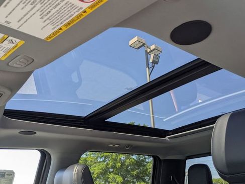 New 2025 Ford F350 Lariat w/ Lariat Ultimate Package image 19