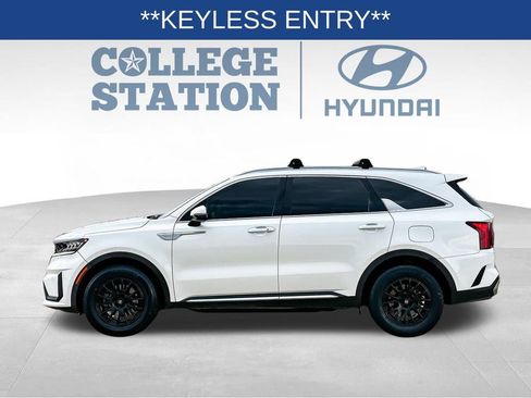 Used 2021 Kia Sorento S image 7