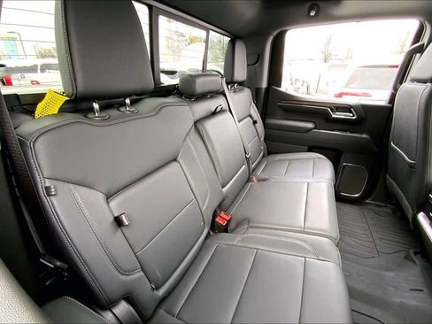 Used 2024 GMC Sierra 1500 SLT w/ SLT Premium Plus Package image 17