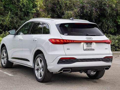 New 2025 Audi Q5 Premium Plus image 6