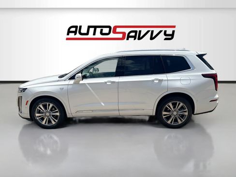 Used 2024 Cadillac XT6 Premium Luxury w/ Technology Package FWD image 4