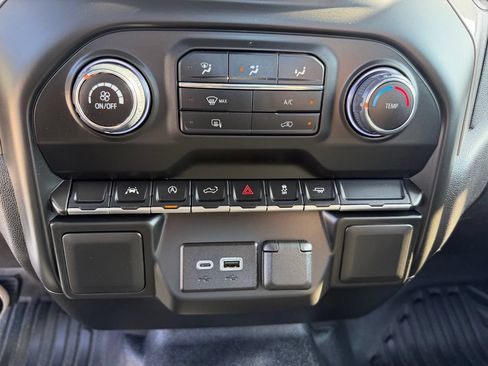 Used 2025 Chevrolet Silverado 1500 W/T RWD image 20