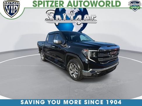 Used 2023 GMC Sierra 1500 SLT w/ SLT Premium Plus Package AWD/4WD image 2