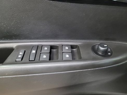 Used 2020 Chevrolet Spark LT image 27