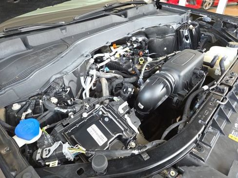 Used 2022 Ford Explorer XLT image 71