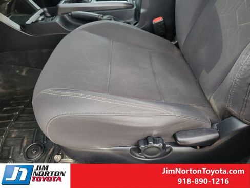 Used 2018 Toyota Tacoma TRD Off-Road image 27