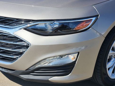 Used 2025 Chevrolet Malibu LT image 13