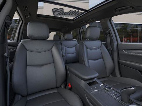 New 2025 Cadillac XT6 Luxury image 16