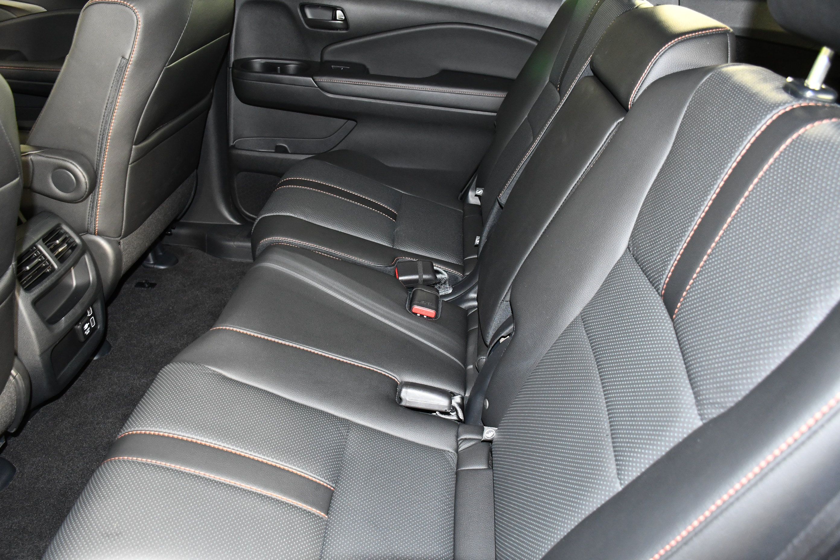 Certified 2023 Honda Passport TrailSport image 49
