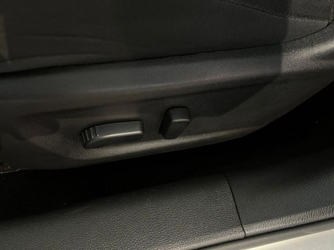 Used 2025 Nissan Altima 2.5 SV image 22