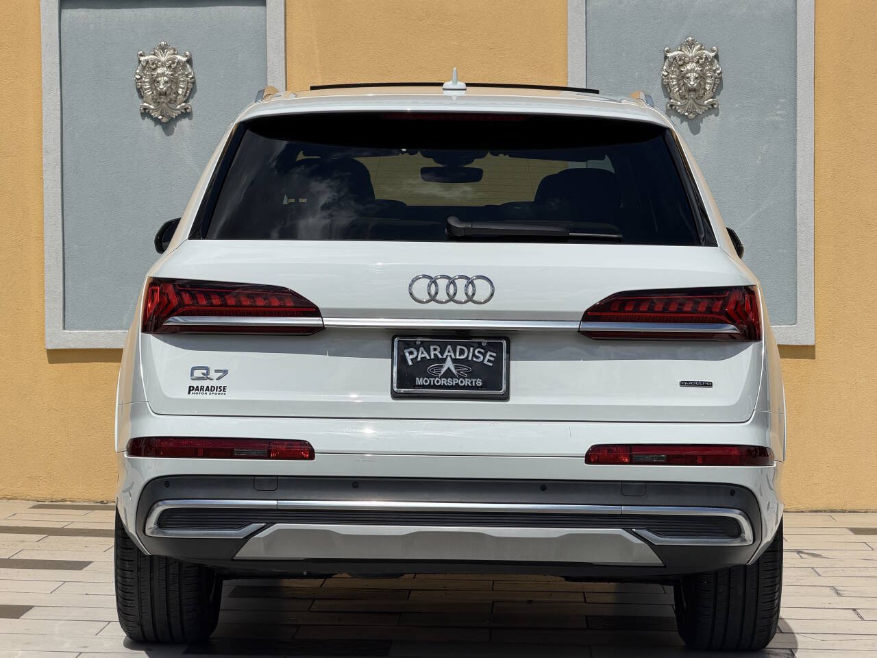 Used 2023 Audi Q7 2.0T Premium w/ Convenience Package AWD/4WD image 5