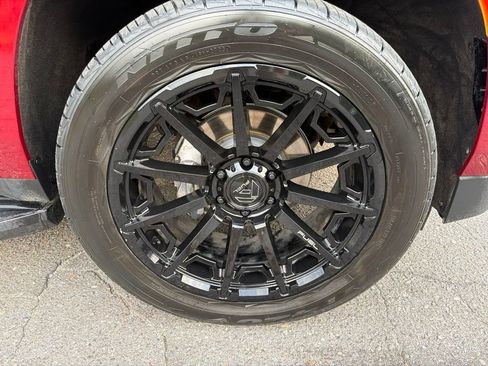 Used 2023 Chevrolet Tahoe Premier w/ Max Trailering Package AWD/4WD image 9